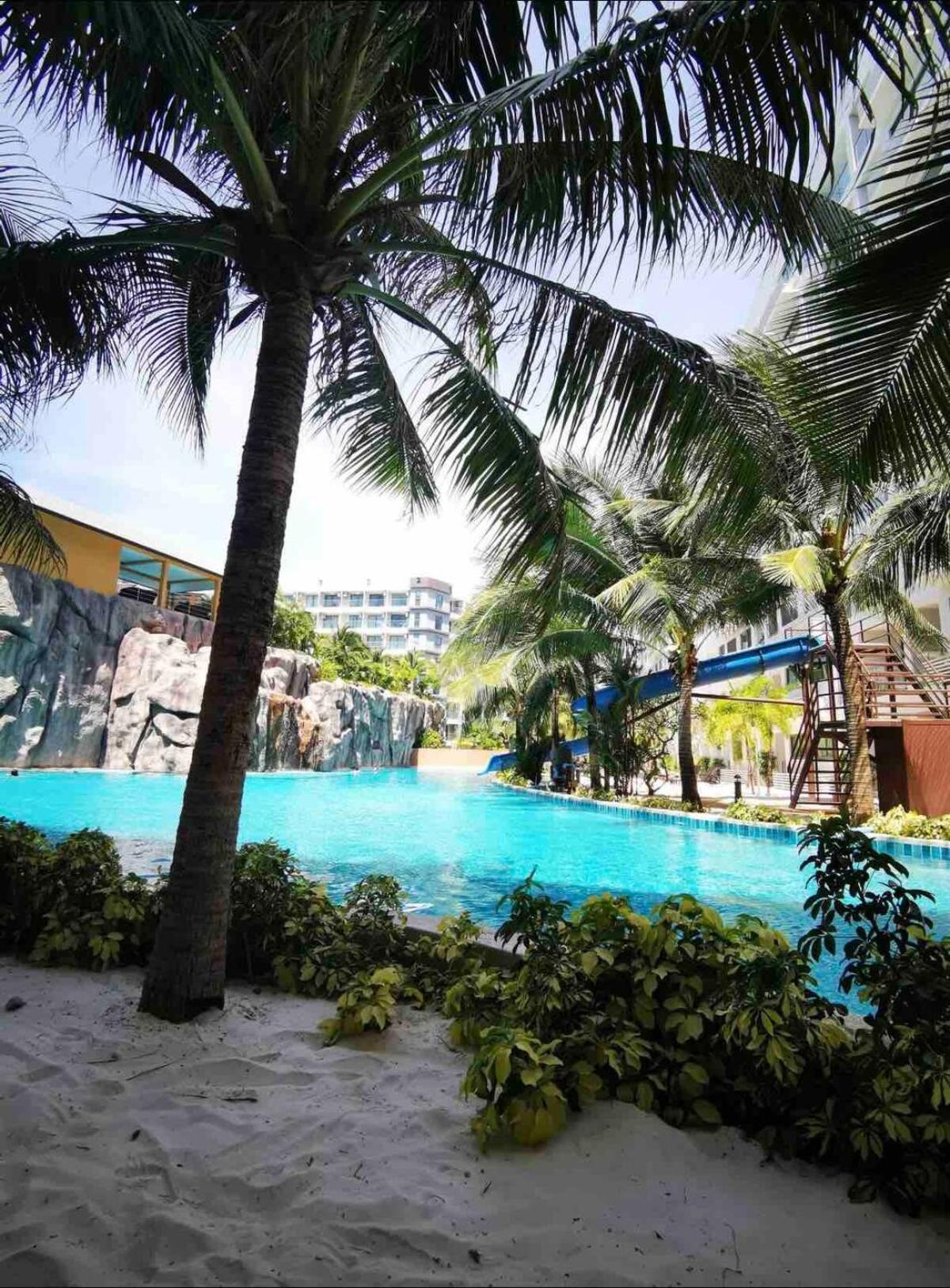 Laguna Beach Resort Maldives 좀티엔 비치 외부 사진