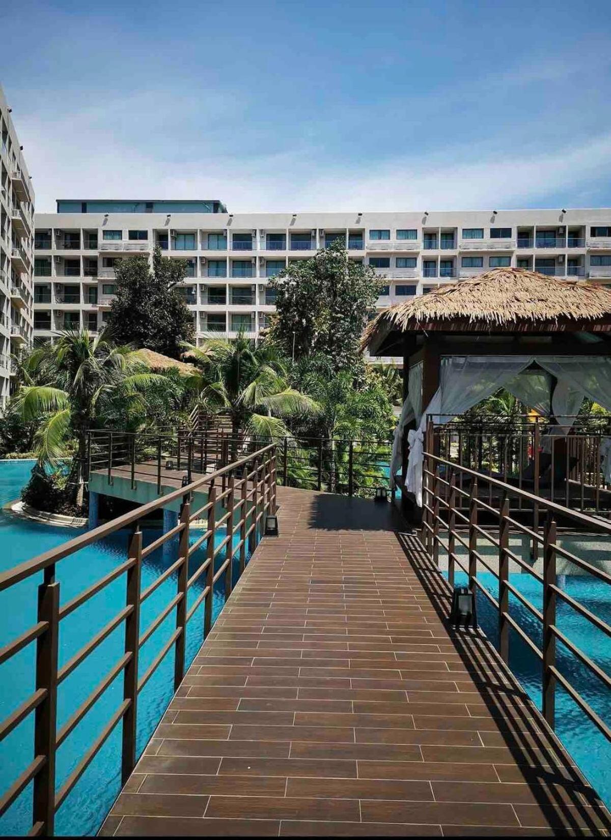 Laguna Beach Resort Maldives 좀티엔 비치 외부 사진